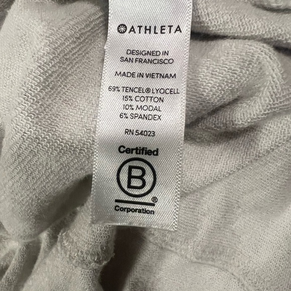 Athleta Vista wrap hoodie sweatshirt in heather gray - Picture 9 of 10